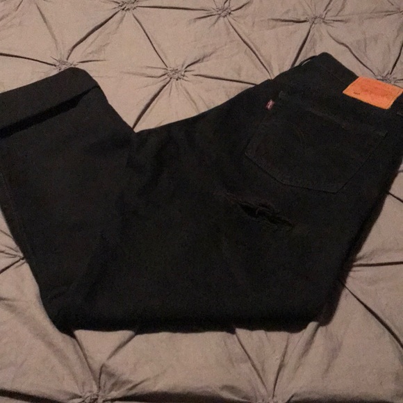 Distressed boyfriend Levi’s 501 - Picture 2 of 3